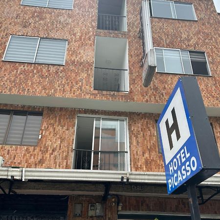 Hotel Picasso 70 メデジン エクステリア 写真