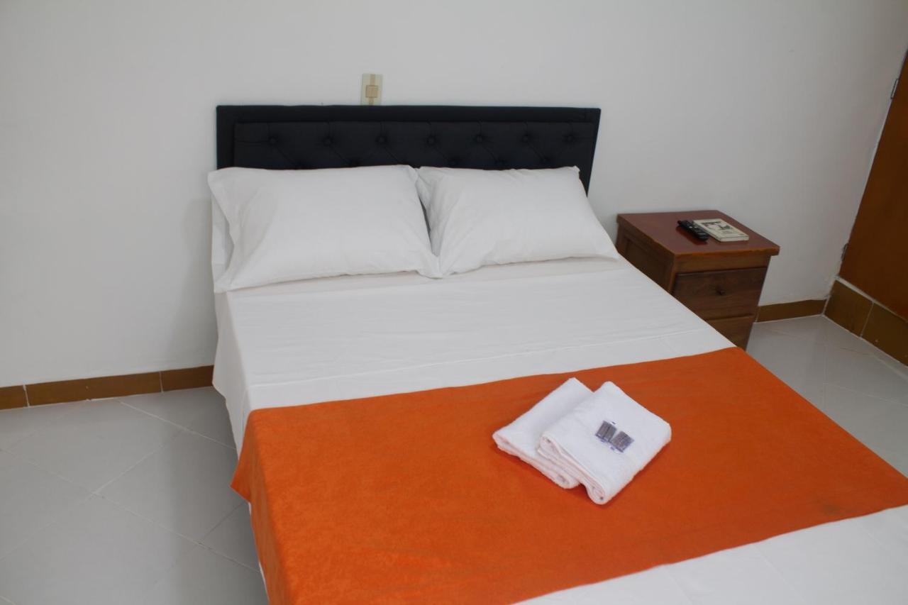 Hotel Picasso 70 メデジン エクステリア 写真