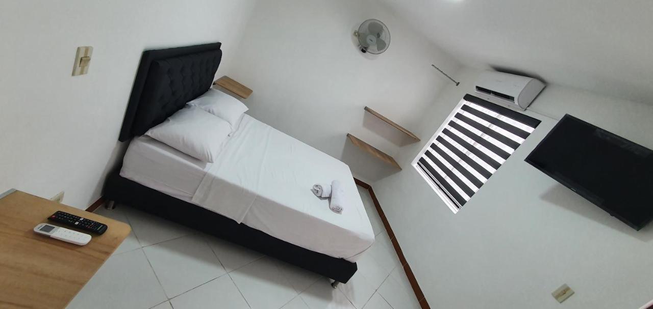 Hotel Picasso 70 メデジン エクステリア 写真
