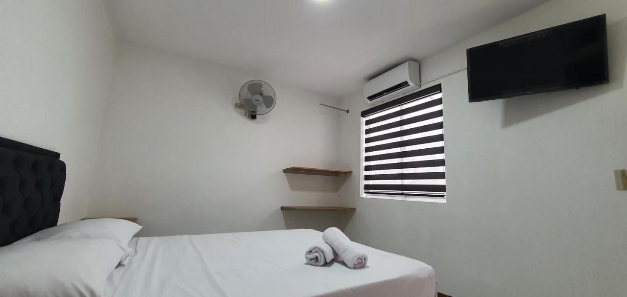 Hotel Picasso 70 メデジン エクステリア 写真